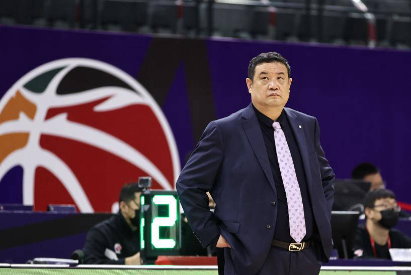 九游会 -CBA常规赛赛后再迎强敌，山东男篮迎来里程碑，主帅态度——引发热议，训练强度明显提升的简单介绍