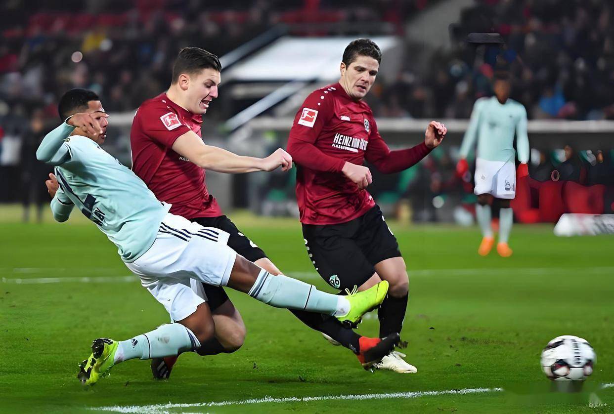 但这两队足总杯首回合的较量